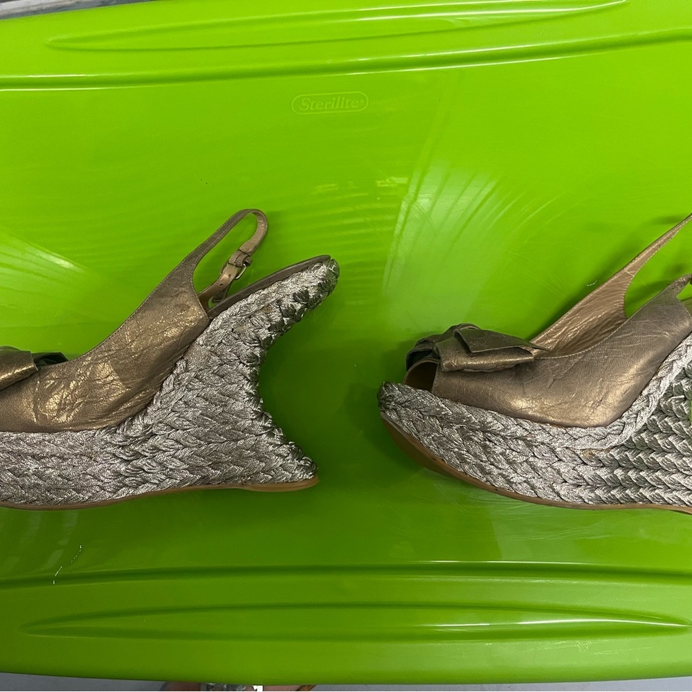 Stuart Weitzman wedge - Picture 11 of 15